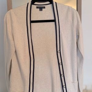 Tommy Hilfiger small cardigan